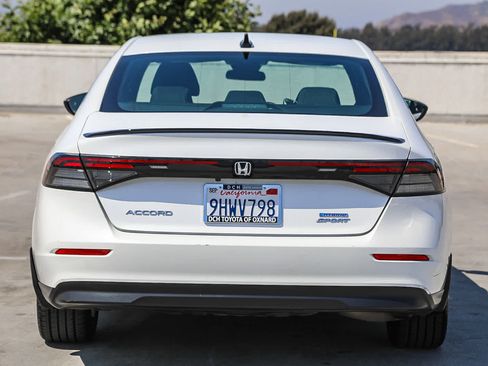 Used 2023 Honda Accord Sport image 6