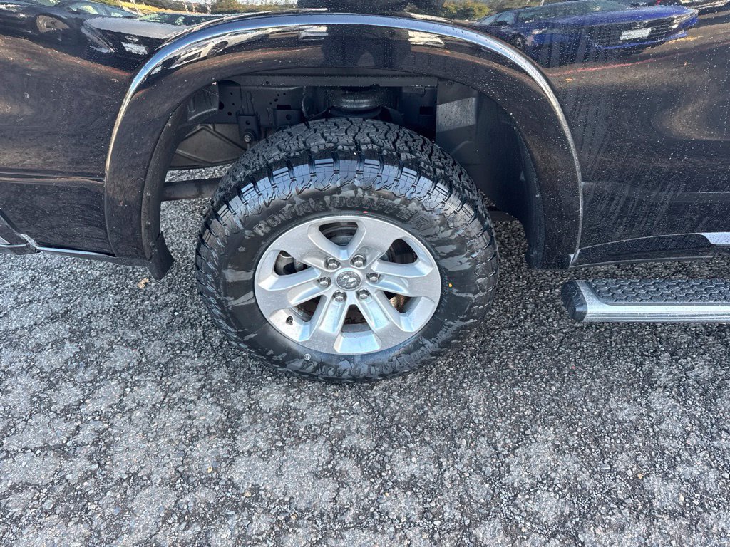 Used 2022 RAM 1500 Laramie AWD/4WD image 10