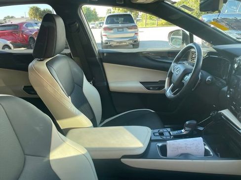 Used 2024 Lexus NX 350 AWD image 8