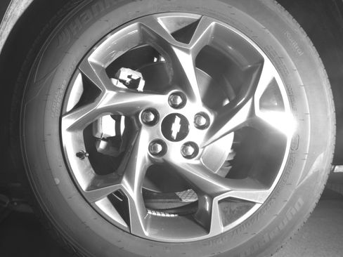 Used 2025 Chevrolet Trax LT FWD image 12