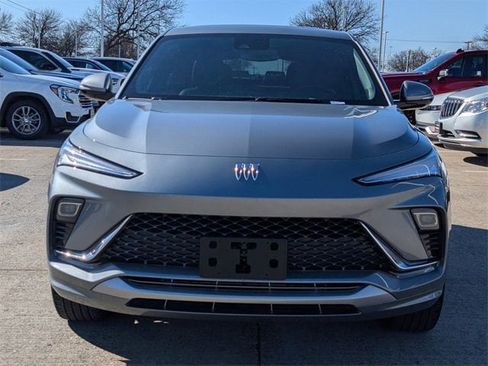 Certified 2024 Buick Envista Avenir image 6