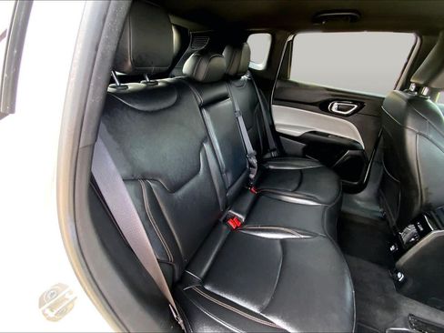 Used 2024 Jeep Compass Limited AWD/4WD image 19