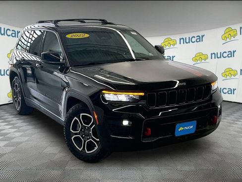 Used 2022 Jeep Grand Cherokee Trailhawk AWD/4WD image 1