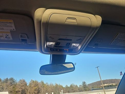 Used 2019 GMC Terrain Denali w/ Driver Alert Package II image 16