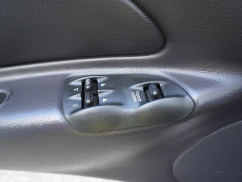 Used 1999 Plymouth Prowler Roadster 2D image 24