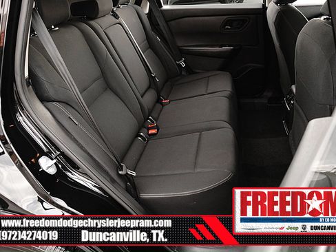 Used 2024 Nissan Rogue S FWD image 16