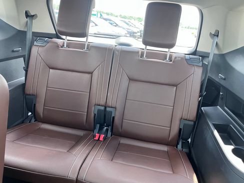 Used 2021 Volkswagen Atlas SEL AWD/4WD image 20