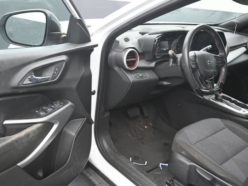 Used 2024 Chevrolet Trax RS w/ Driver Confidence Package FWD image 10