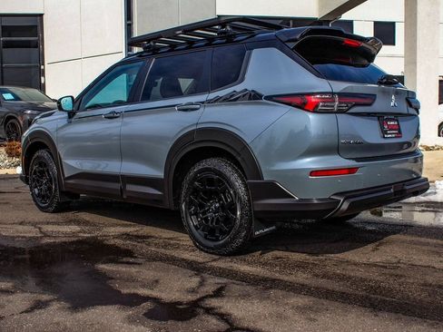 New 2026 Mitsubishi Outlander AWD image 4