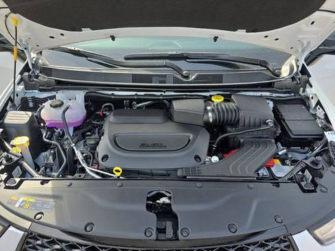 New 2026 Chrysler Pacifica Limited image 35