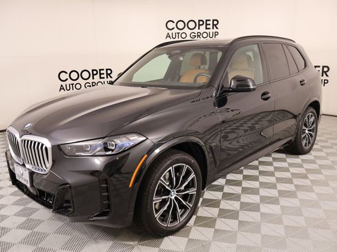 Used 2026 BMW X5 xDrive40i w/ M Sport Package AWD/4WD image 11