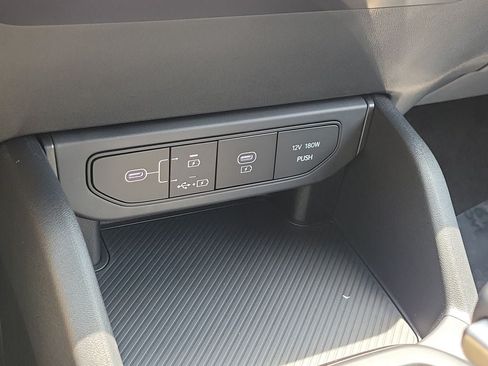 New 2026 Kia K4 FWD image 17