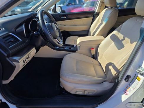 Used 2019 Subaru Outback 3.6R Limited image 16