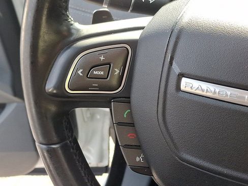 Used 2016 Land Rover Range Rover Evoque SE image 20