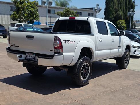 Used 2014 Toyota Tacoma 4x4 Double Cab image 13