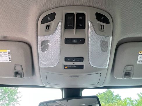 Used 2015 Buick LaCrosse Leather FWD image 23