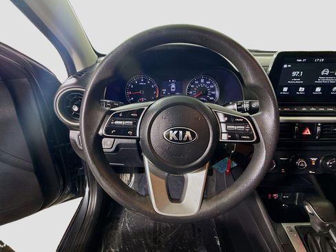 Used 2021 Kia Forte FE image 13