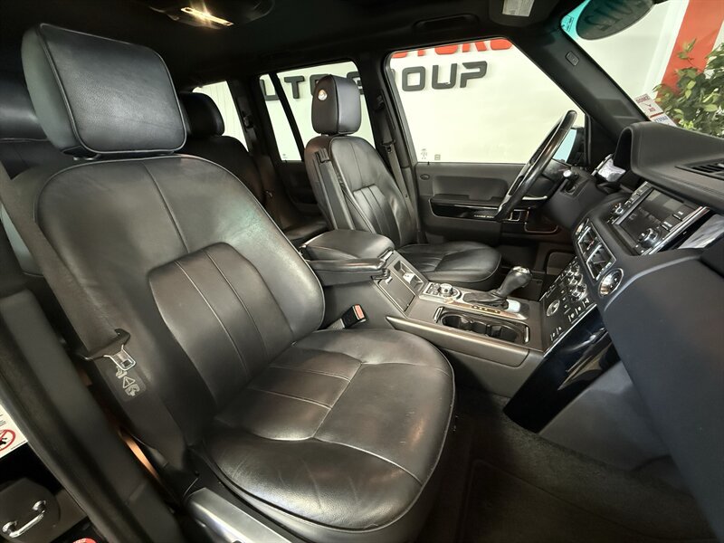 Used 2012 Land Rover Range Rover HSE AWD/4WD image 18