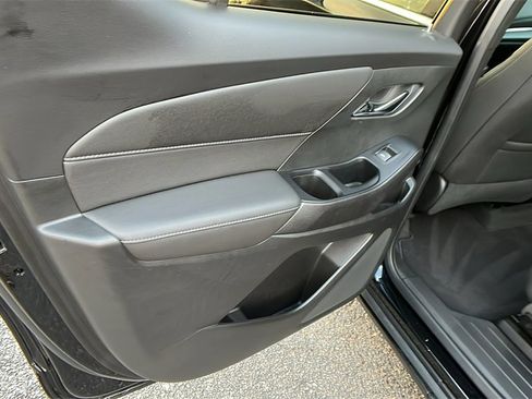 Certified 2023 Chevrolet Traverse LT image 21