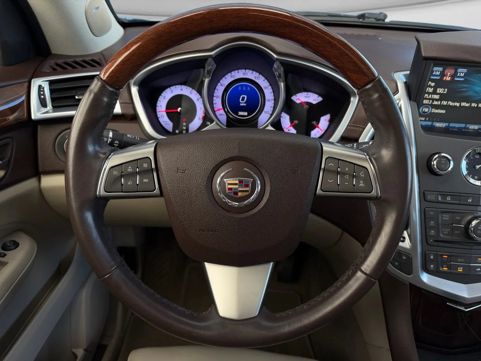 Used 2011 Cadillac SRX Luxury FWD image 27