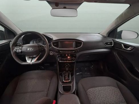 Used 2017 Hyundai Ioniq Blue FWD image 9