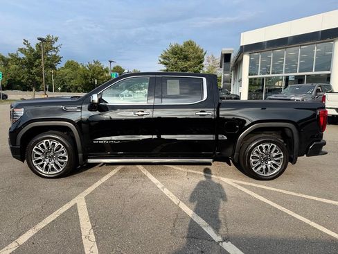 Used 2025 GMC Sierra 1500 Denali Ultimate AWD/4WD image 2