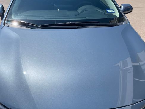 Used 2021 Toyota Corolla LE FWD image 3