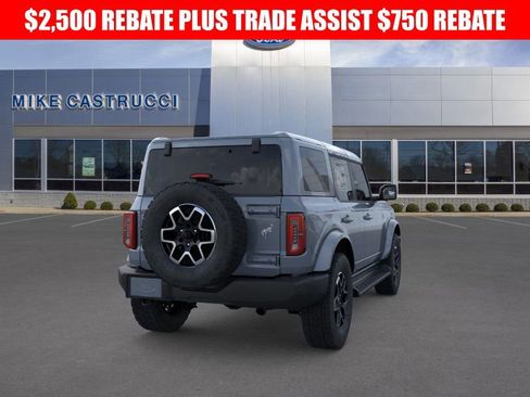 New 2025 Ford Bronco Outer Banks image 8