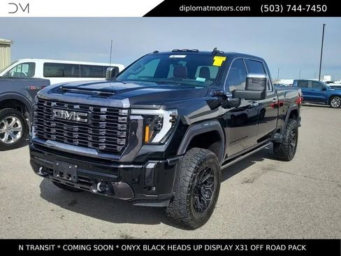 Used 2024 GMC Sierra 2500 Denali Ultimate AWD/4WD image 1