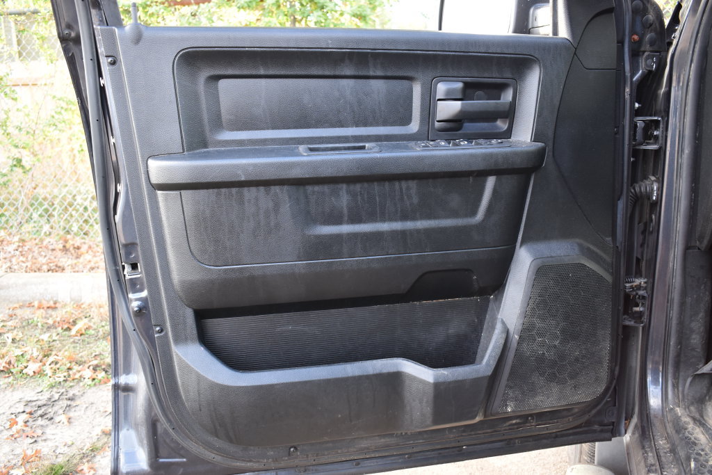 Used 2018 RAM 1500 Express w/ Express Value Package AWD/4WD image 6