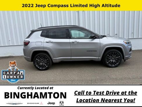 Used 2022 Jeep Compass High Altitude AWD/4WD image 4