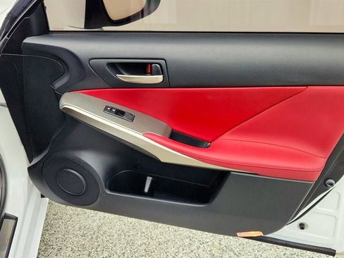 Used 2018 Lexus IS 300 F Sport image 26