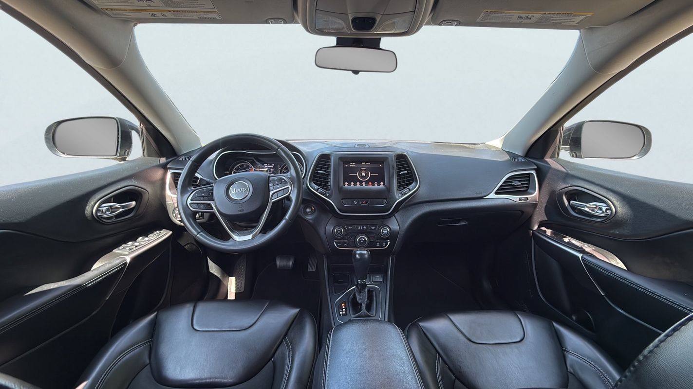 Used 2020 Jeep Cherokee Latitude Plus FWD image 15