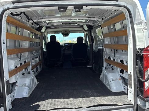 Used 2024 Ford Transit 250 Low Roof w/ Exterior Upgrade Package RWD image 5