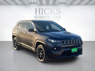 Used 2024 Jeep Compass Latitude video 2