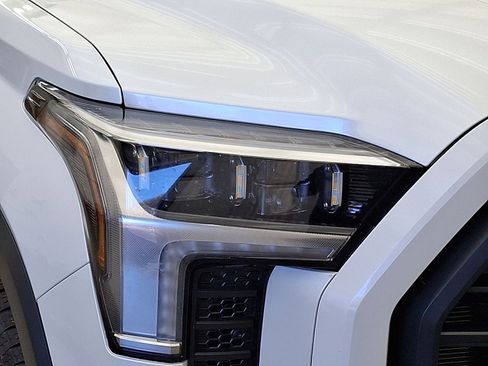 Certified 2025 Toyota Tundra Limited image 28