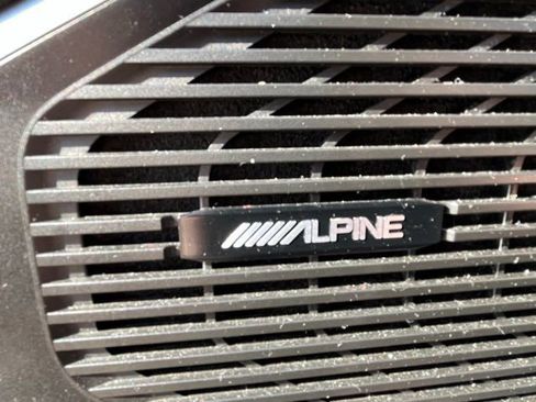 Used 2024 Jeep Wagoneer L Series II w/ Flexible Seating Group image 23