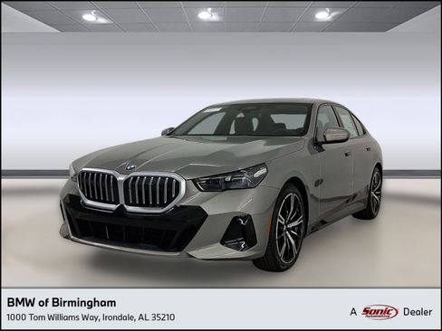 New 2026 BMW 530i image 1