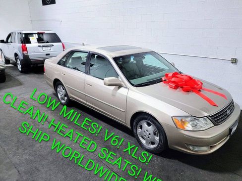 Used 2003 Toyota Avalon XLS FWD image 1