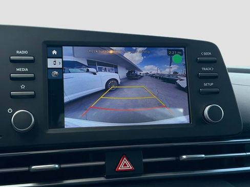 New 2026 Hyundai Elantra SE image 13