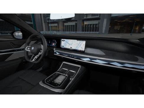 New 2026 BMW 760i xDrive w/ Executive Package image 14