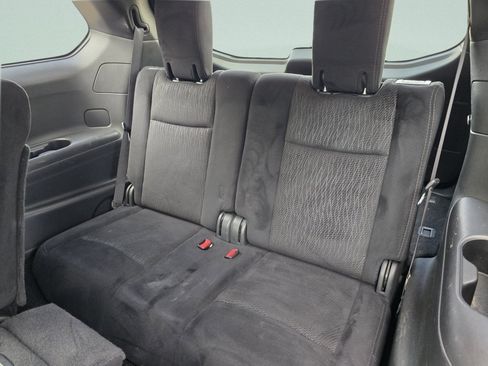 Used 2016 Nissan Pathfinder SV AWD/4WD image 28