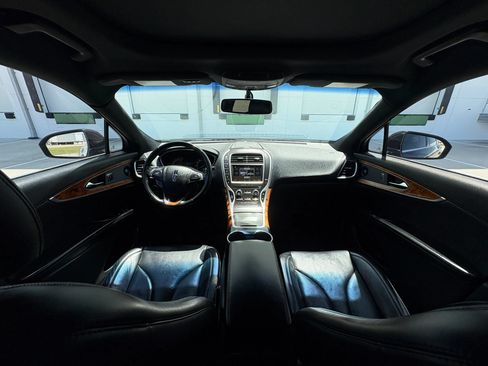 Used 2016 Lincoln MKX Reserve w/ Enhanced Security Package FWD image 14