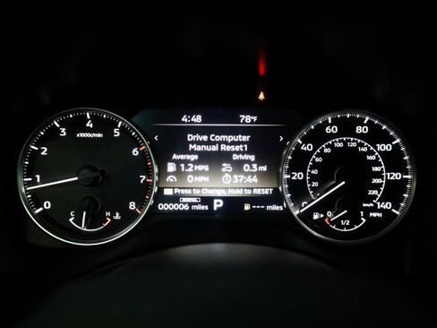 New 2025 Mitsubishi Outlander SE image 12