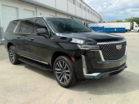 Used 2021 Cadillac Escalade ESV Premium Luxury RWD image 4