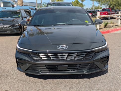 Certified 2024 Hyundai Elantra Limited image 8