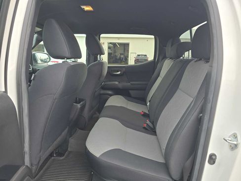 Used 2023 Toyota Tacoma TRD Sport w/ Advanced Technology Package AWD/4WD image 17