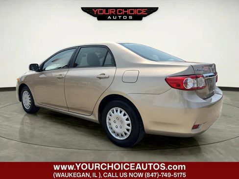 Used 2012 Toyota Corolla LE FWD image 3