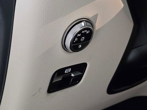 New 2026 Mercedes-Benz GLC 300 4MATIC image 25