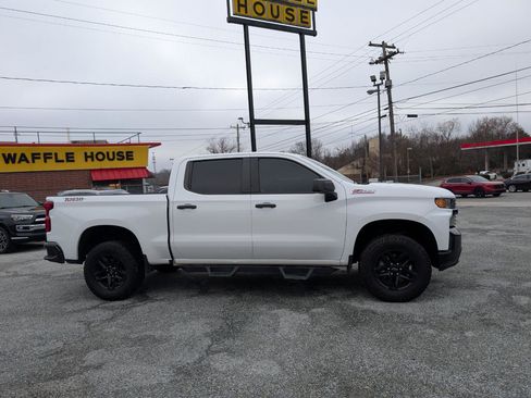 Used 2020 Chevrolet Silverado 1500 Custom Trail Boss w/ Infotainment Package image 5